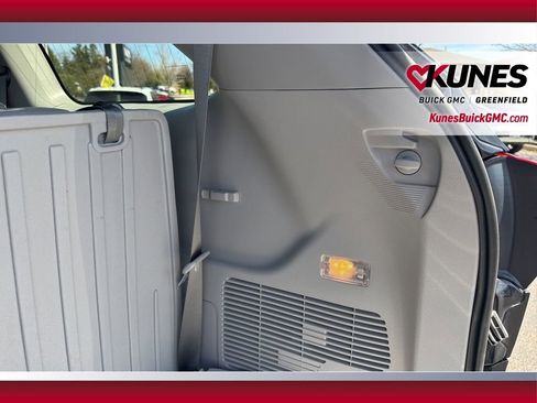 Used 2019 Toyota Highlander Limited image 38