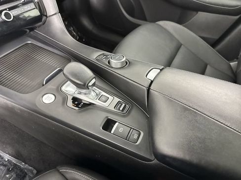 Used 2021 INFINITI QX50 Luxe w/ Appearance Package AWD/4WD image 19