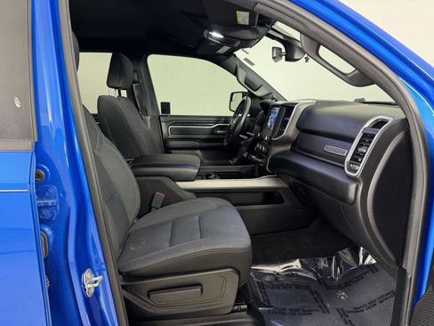 Used 2020 RAM 1500 Big Horn AWD/4WD image 14