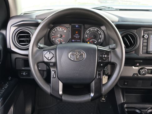 Used 2019 Toyota Tacoma SR w/ SR Convenience Package RWD image 18