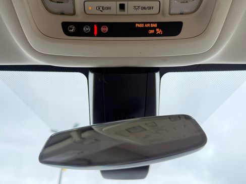 Used 2020 Cadillac XT6 Premium Luxury image 34