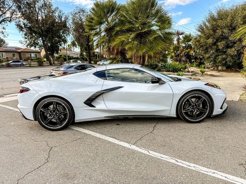 Used 2022 Chevrolet Corvette Stingray Premium Cpe w/ Z51 Performance Package image 15