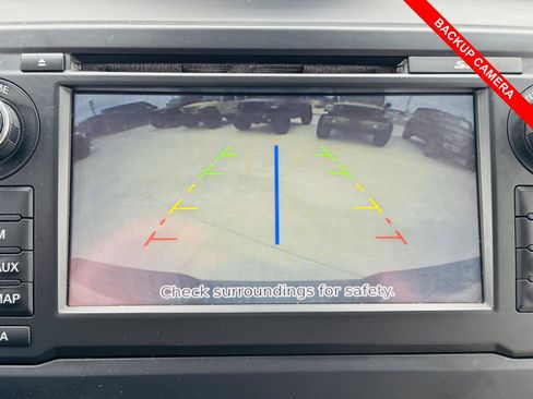 Used 2017 Nissan Titan SV image 6