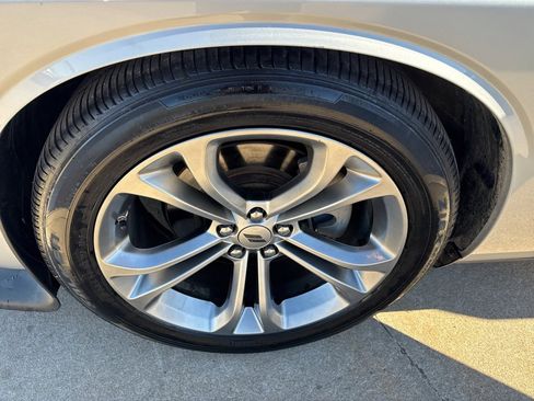 Used 2022 Dodge Challenger R/T image 19