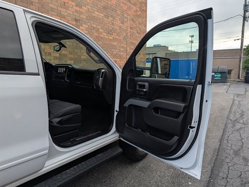 Used 2016 Chevrolet Silverado 2500 LT w/ LT Convenience Package AWD/4WD image 17