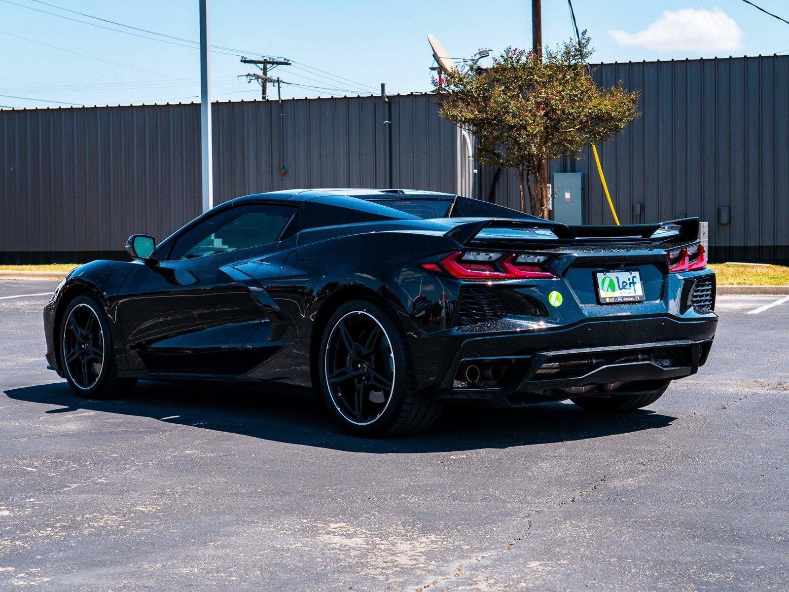 Used 2024 Chevrolet Corvette Stingray Preferred Conv w/ Z51 Performance Package RWD image 5