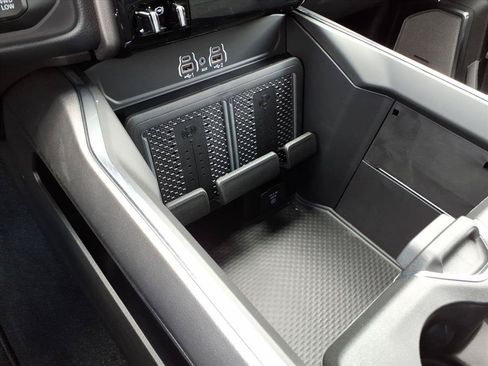 New 2026 RAM 2500 Laramie AWD/4WD image 31