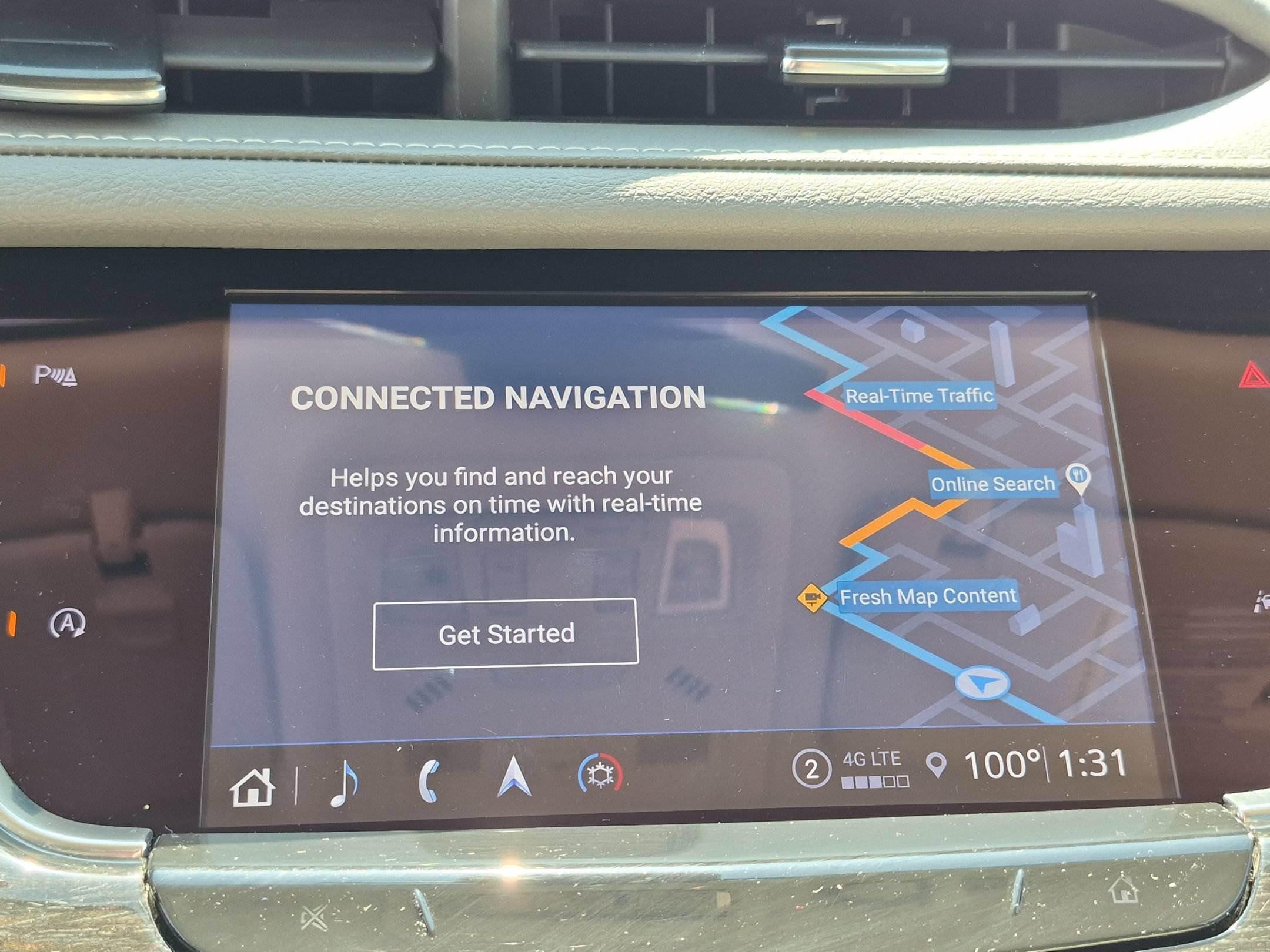 Certified 2023 Cadillac XT6 Premium Luxury w/ LPO, Floor Liner Package AWD/4WD image 24