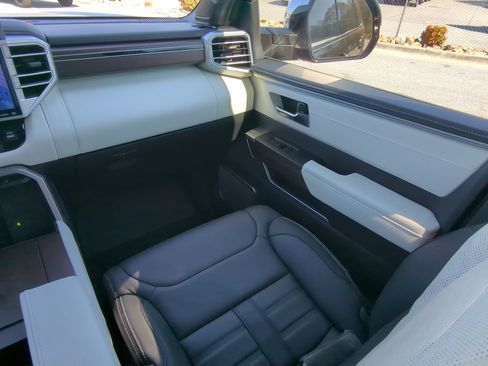 Used 2024 Toyota Sequoia Capstone image 15