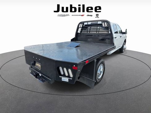 Used 2024 RAM 3500 Tradesman w/ Chrome Appearance Group image 25