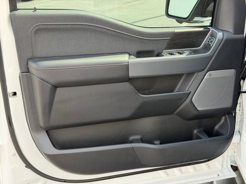 New 2026 Ford F150 Lariat w/ Equipment Group 502A High image 19