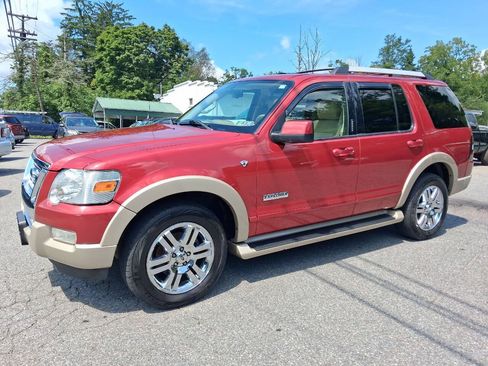 Used 2007 Ford Explorer Eddie Bauer AWD/4WD image 3