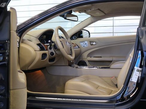 Used 2010 Jaguar XKR R RWD image 38
