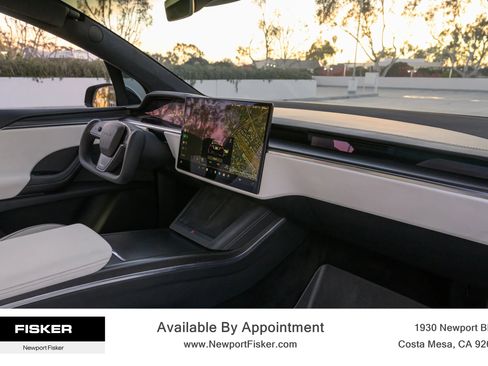 Used 2022 Tesla Model X Plaid image 33
