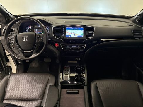 Certified 2022 Honda Ridgeline Black Edition image 14