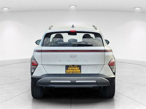 New 2026 Hyundai Kona Limited image 4