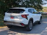 New 2025 Chevrolet Trax LT w/ Driver Confidence Package image 2