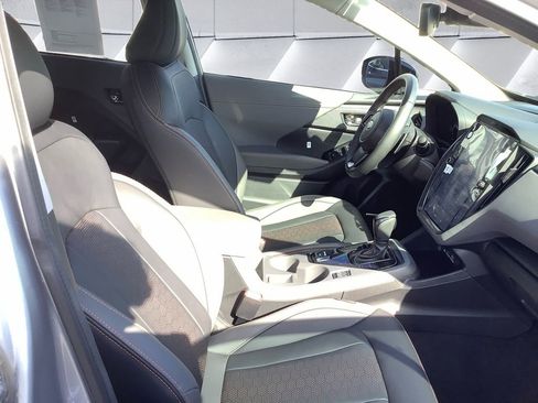 Used 2025 Subaru Crosstrek 2.5i Limited w/ Crosstrek Mirror Package image 13