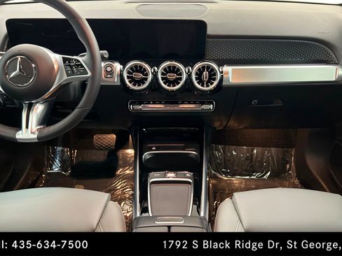 Certified 2026 Mercedes-Benz GLB 250 4MATIC image 13