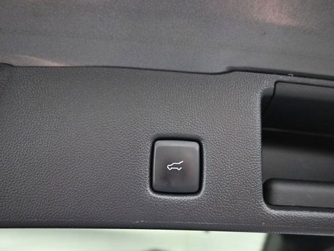 Used 2023 Ford Escape ST-Line AWD/4WD image 12