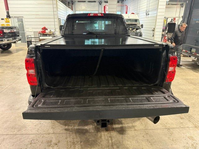 Used 2017 Chevrolet Silverado 2500 LT w/ Midnight Edition AWD/4WD image 26