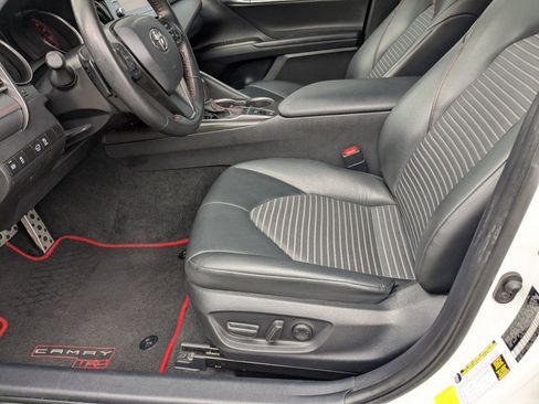 Used 2022 Toyota Camry TRD FWD image 5