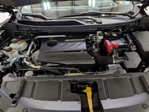 Used 2024 Nissan Rogue Platinum w/ Platinum Premium Package image 30