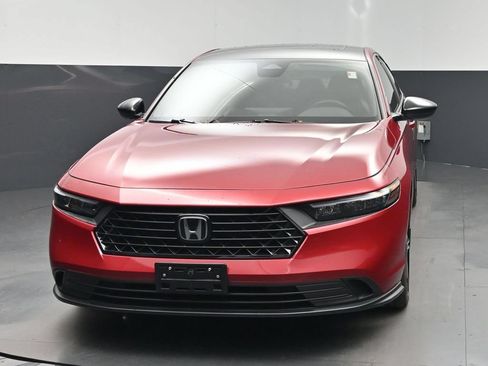 Used 2024 Honda Accord Sport image 6