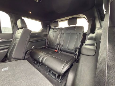 New 2025 Jeep Grand Cherokee L Limited w/ Luxury Tech Group II AWD/4WD image 36