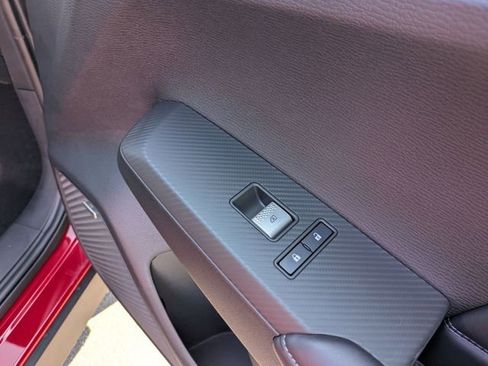 New 2025 Mitsubishi Outlander SEL image 32