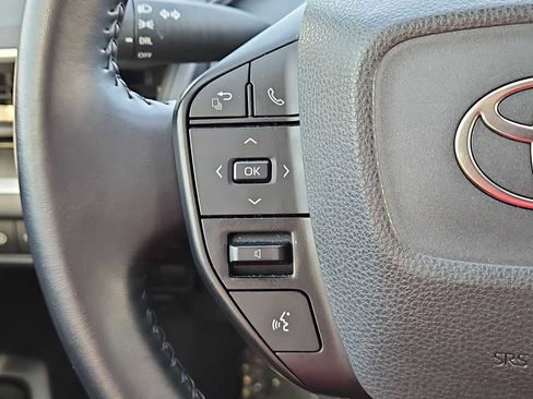 Used 2024 Toyota Prius LE image 22