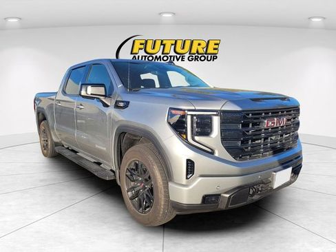 Used 2025 GMC Sierra 1500 Elevation w/ Elevation Premium Package image 1
