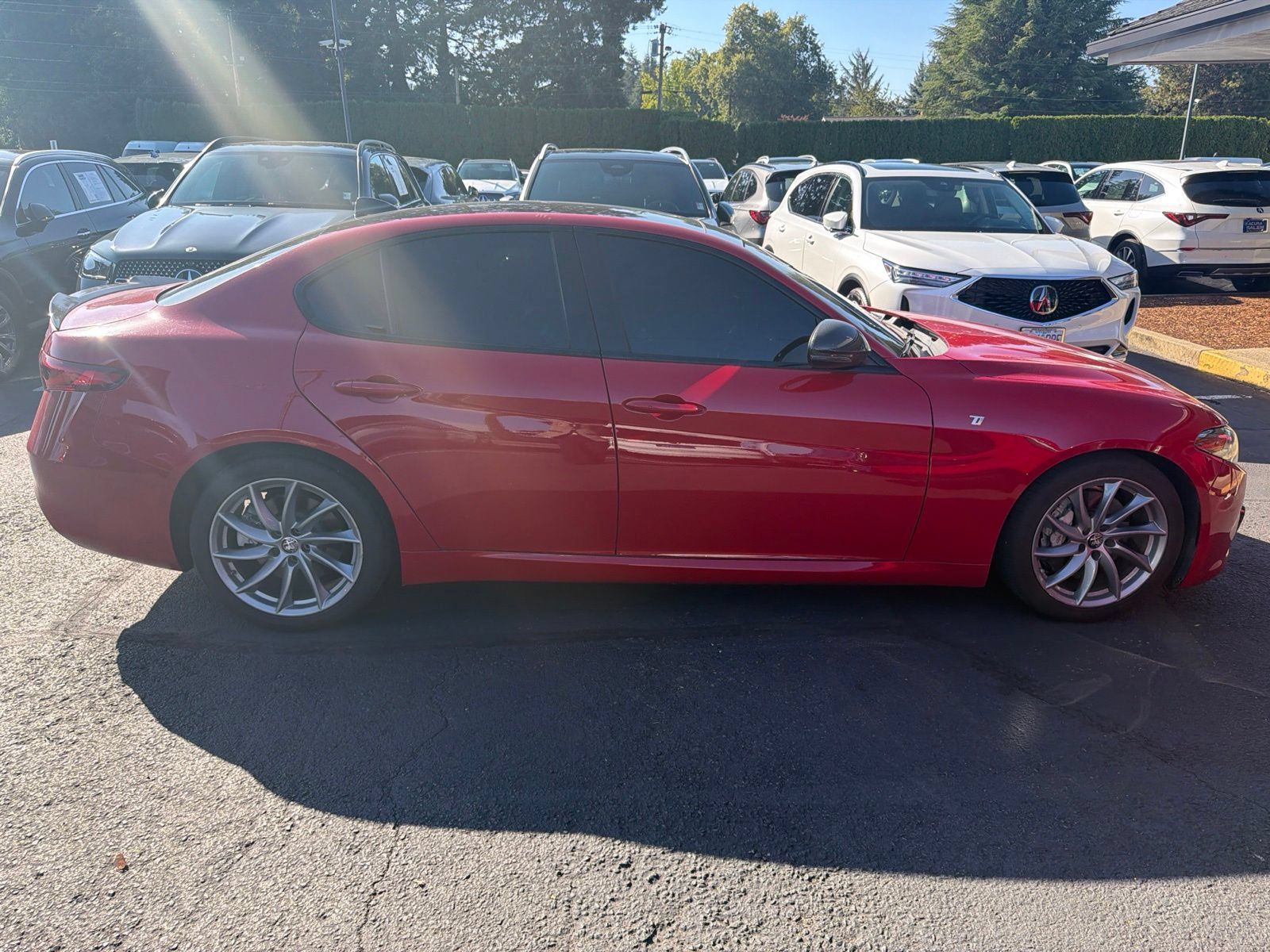 Used 2022 Alfa Romeo Giulia Ti RWD image 4