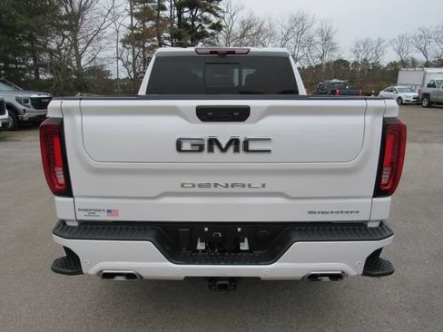 Used 2024 GMC Sierra 1500 Denali Ultimate AWD/4WD image 4