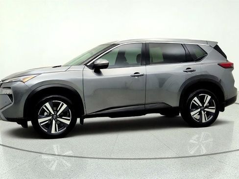 Used 2024 Nissan Rogue SL w/ SL Premium Package FWD image 8