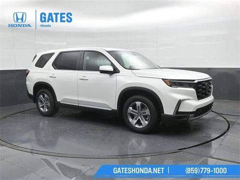 New 2025 Honda Pilot EX-L image 4