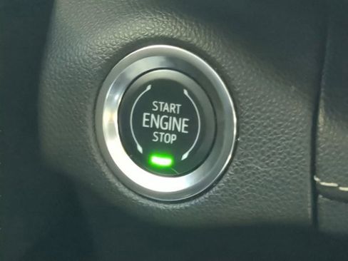 Used 2021 Buick Envision Essence w/ Technology Package I image 21