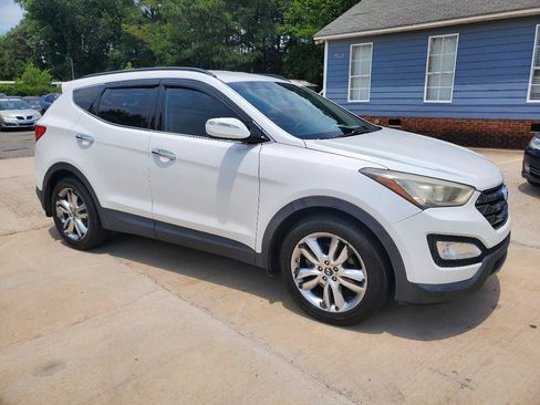 Used 2014 Hyundai Santa Fe Sport 2.0T w/ Navigation Package 06 FWD image 3