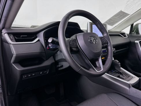 Certified 2023 Toyota RAV4 XLE w/ Convenience Package image 9
