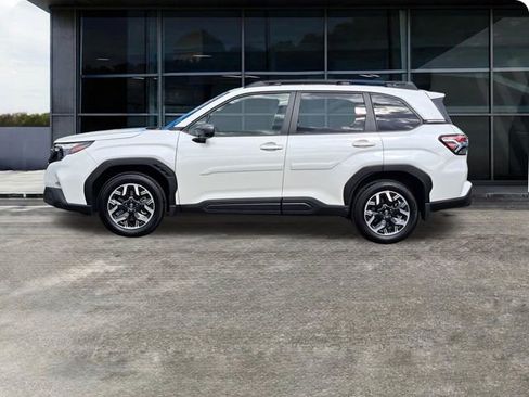 Certified 2025 Subaru Forester Premium w/ Convenience Package #2 AWD/4WD image 7