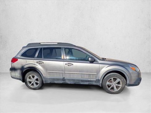 Used 2014 Subaru Outback 2.5i Limited w/ Moonroof Package image 4