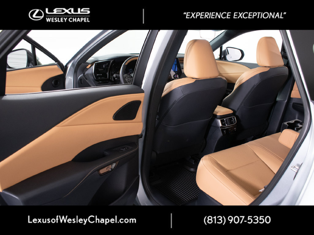 Certified 2026 Lexus RX 450h AWD w/ Convenience Package image 15
