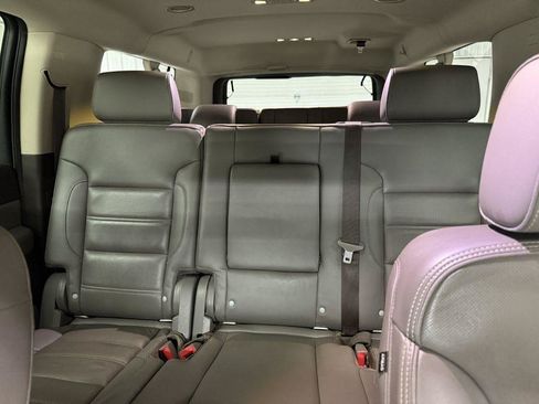 Used 2020 GMC Yukon XL Denali AWD/4WD image 16