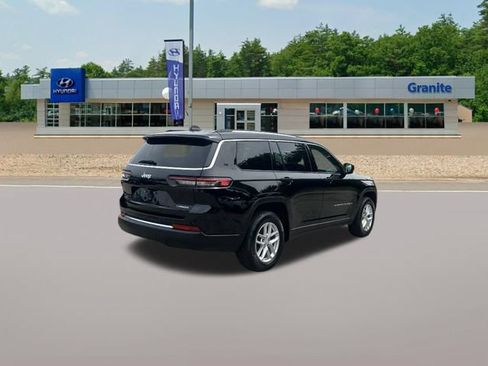 Used 2024 Jeep Grand Cherokee L Laredo AWD/4WD image 8