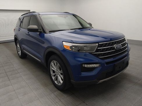 Used 2020 Ford Explorer XLT w/ Equipment Group 202A image 13