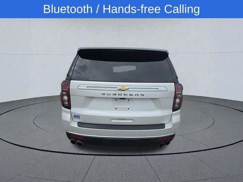 Used 2024 Chevrolet Suburban High Country AWD/4WD image 5