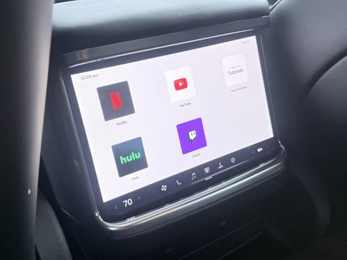 Used 2023 Tesla Model X AWD/4WD image 56