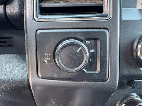 Used 2018 Ford F150 XLT w/ Equipment Group 302A Luxury AWD/4WD image 31