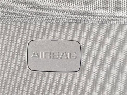 Used 2021 GMC Canyon Elevation Standard image 11