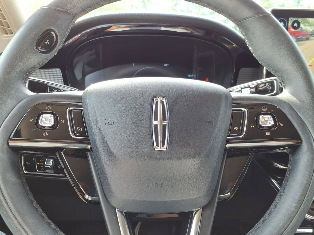 Used 2023 Lincoln Corsair FWD image 17